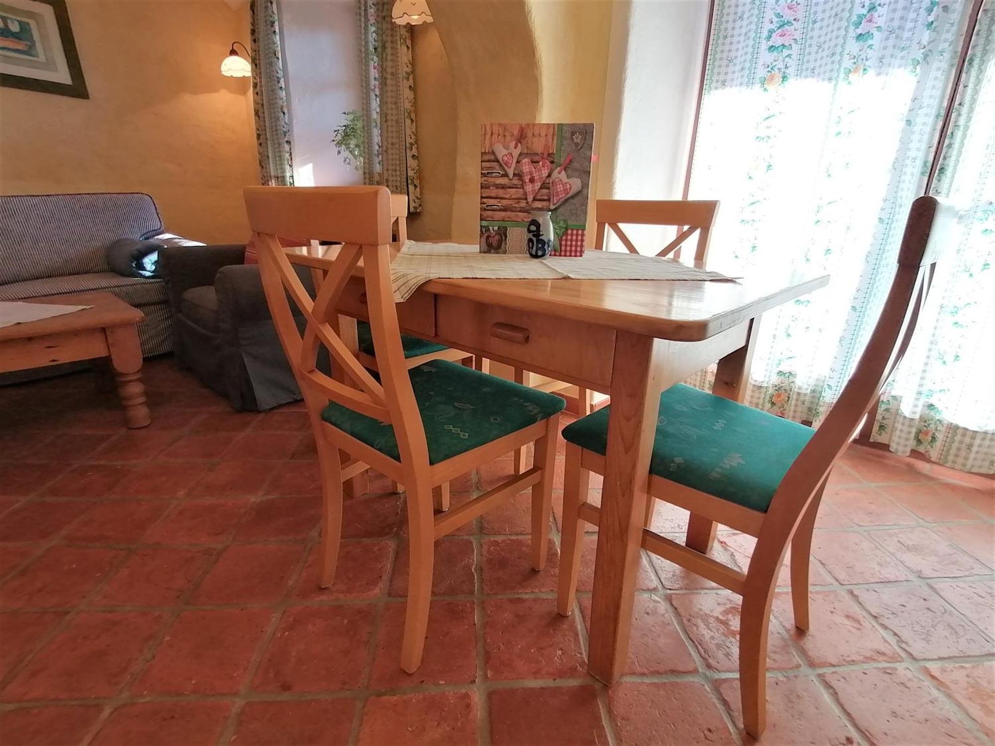 Staudachhof Apartment Althofen  Bilik gambar
